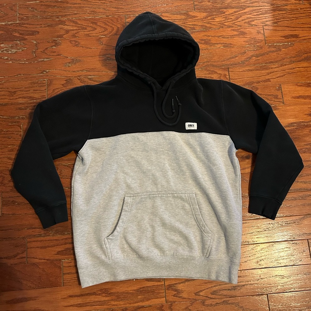OBEY Worldwide black and grey hoodie L